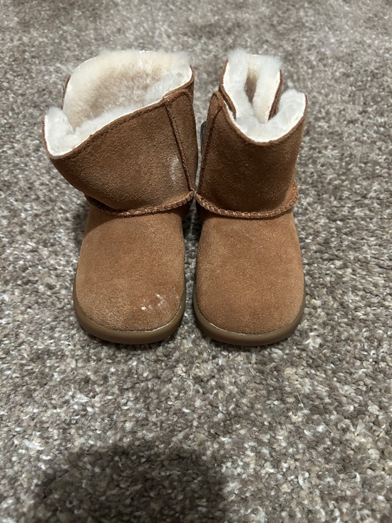 UGG Other - Ugg-Kids Cozy Shearling-Lined Boot - Brown